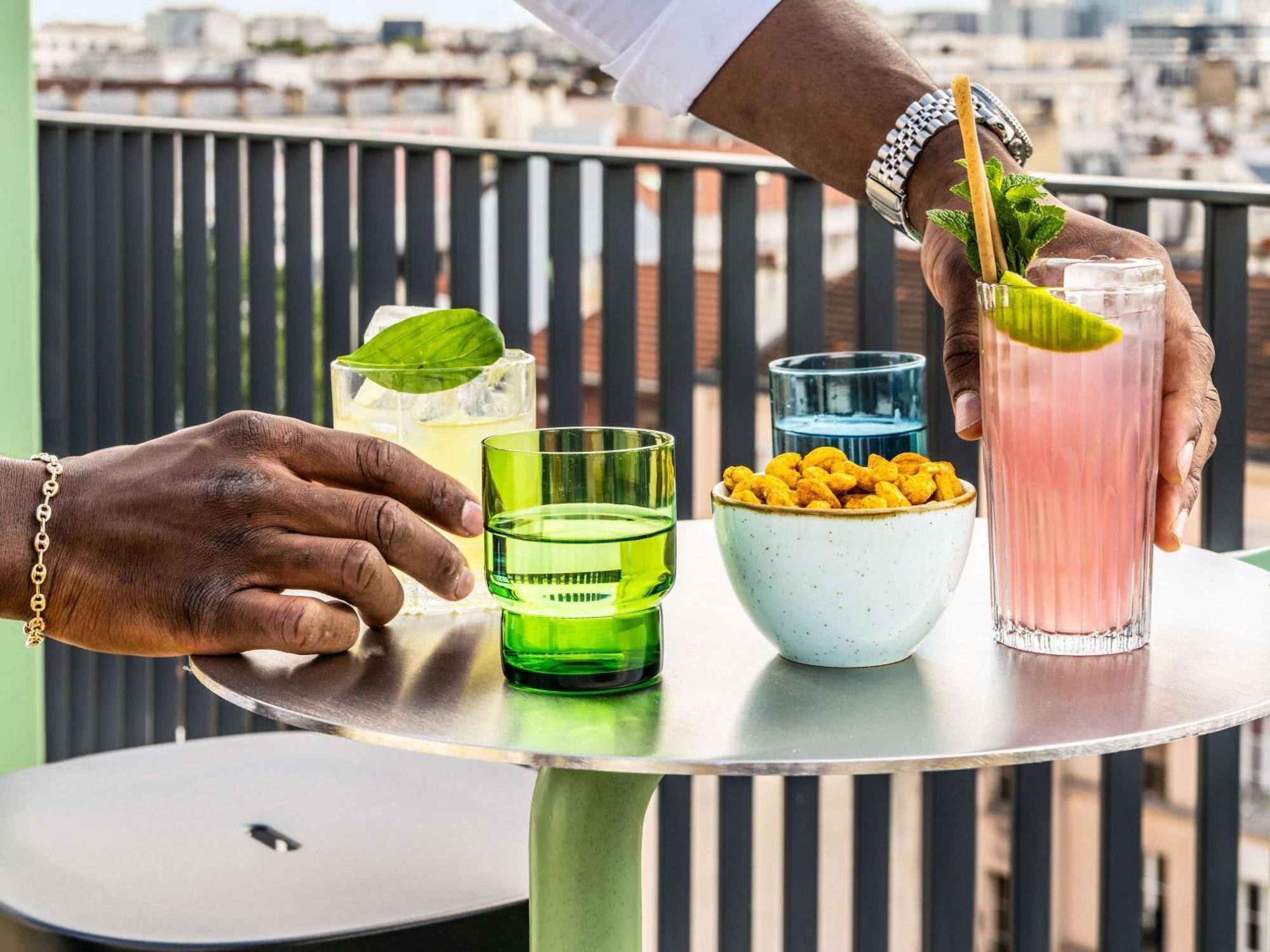 Tribe Paris Clichy Hotel Kültér fotó