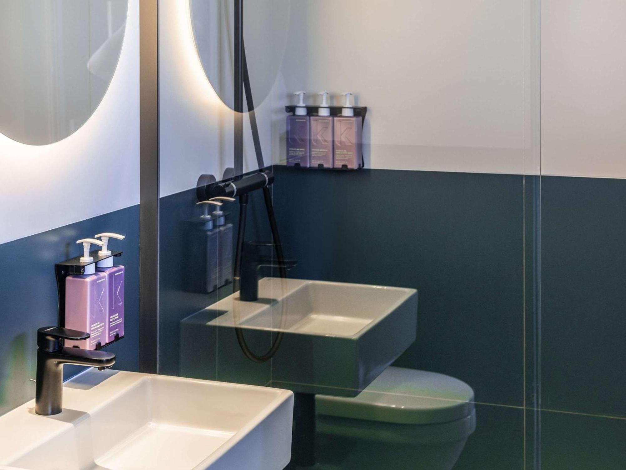 Tribe Paris Clichy Hotel Kültér fotó
