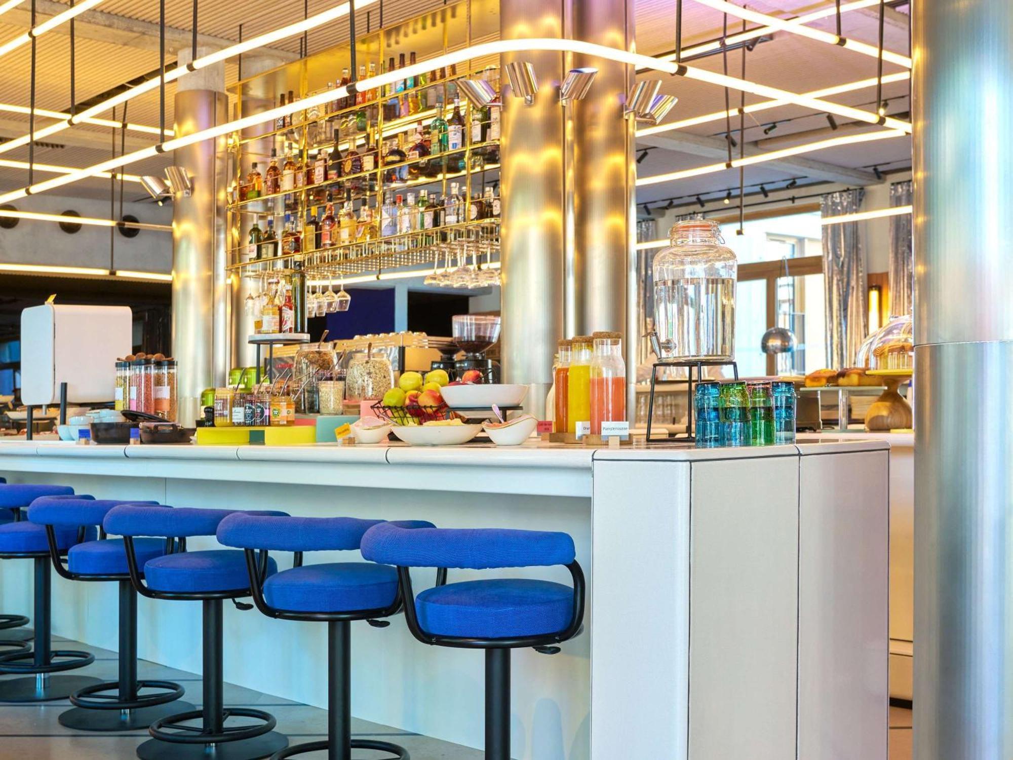 Tribe Paris Clichy Hotel Kültér fotó