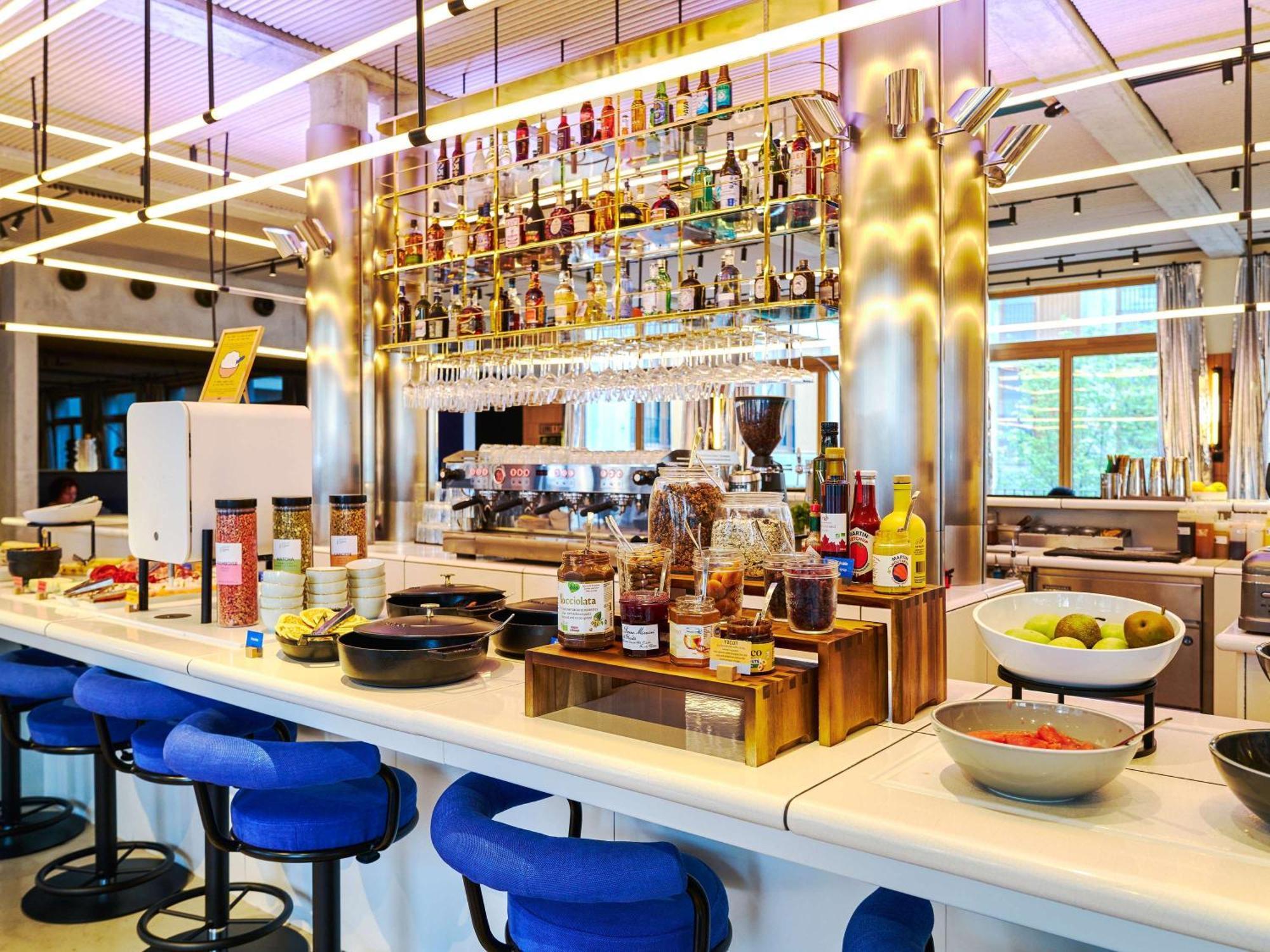 Tribe Paris Clichy Hotel Kültér fotó